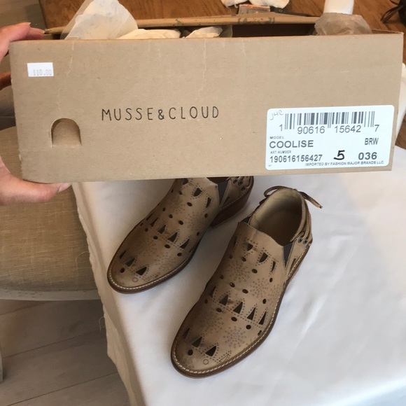 MUSSE & CLOUD CUT OUT PATTERN SHOOTIES.  N… - Picture 8 of 8